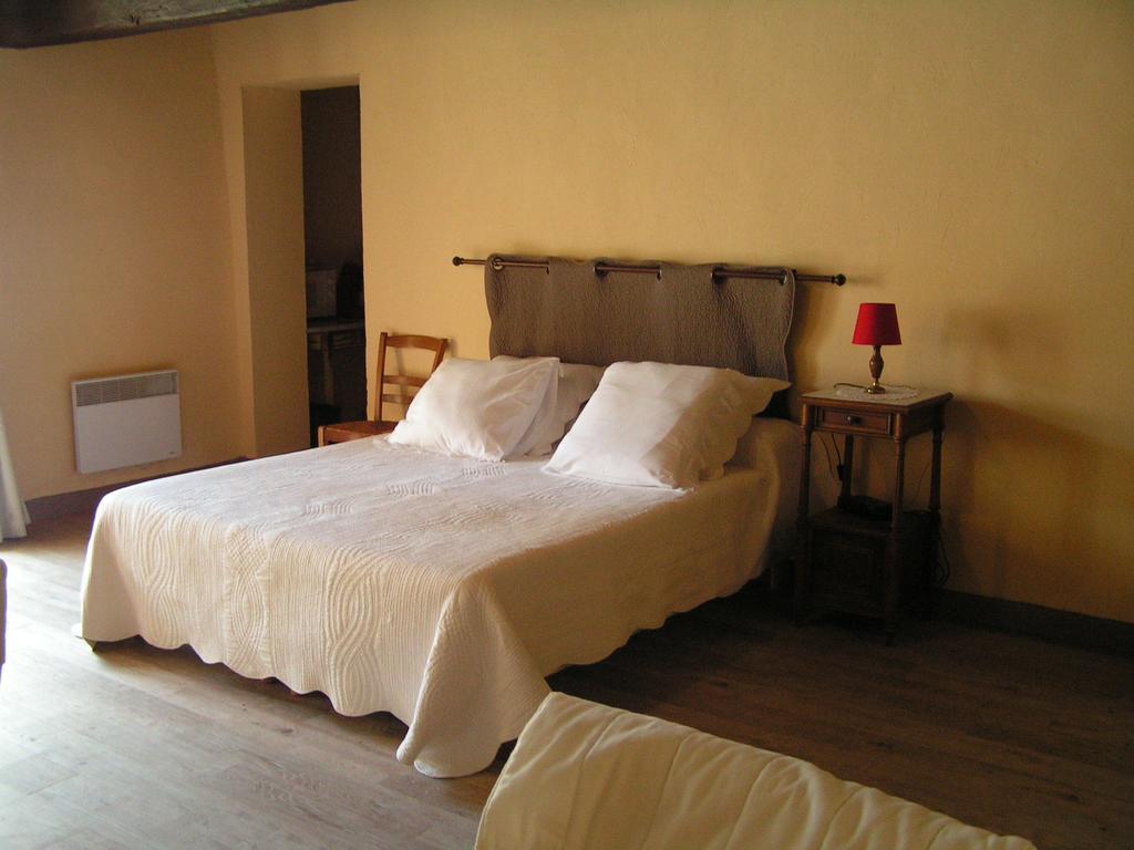 A L'Olivier Bed & Breakfast Montcaret Room photo